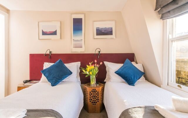 The Henry Guest House