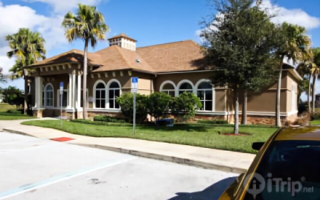 The Shire 4 Bedroom House w Pool - 4704TS