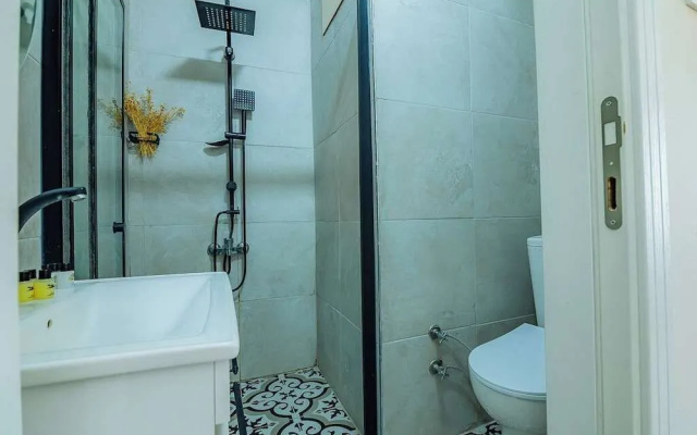Ali Khan Hotel