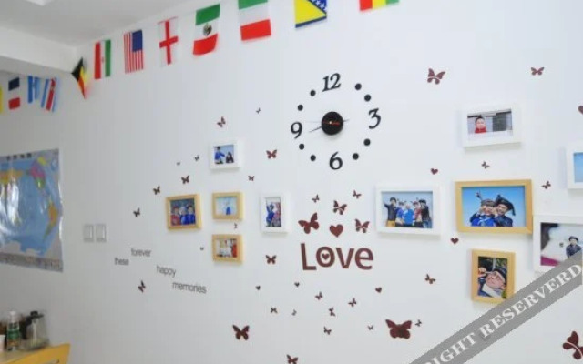 Both Side of Love Youth Hostel