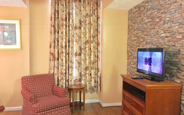 Rodeway Inn Mid Town