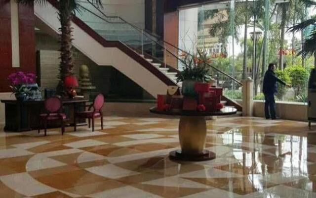 Best Western Premier Red Forest Hotel