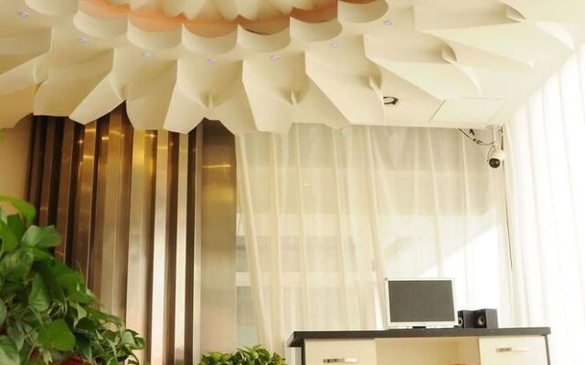 Home Inn Shijiazhuang Xinbai Square