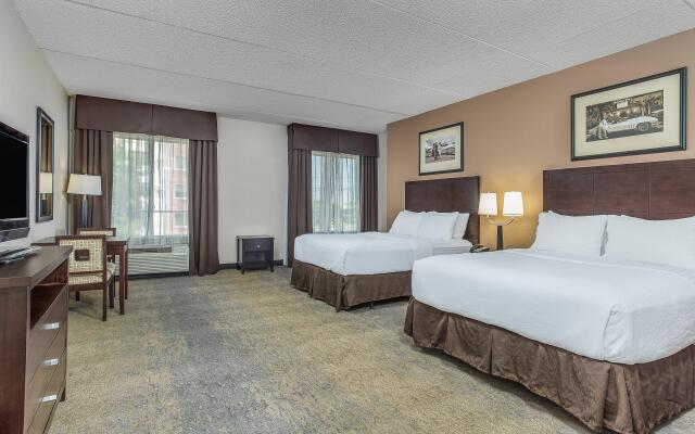 Holiday Inn Louisville Airport - Fair/Expo by IHG