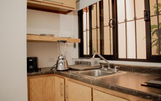 Suites Cervantes
