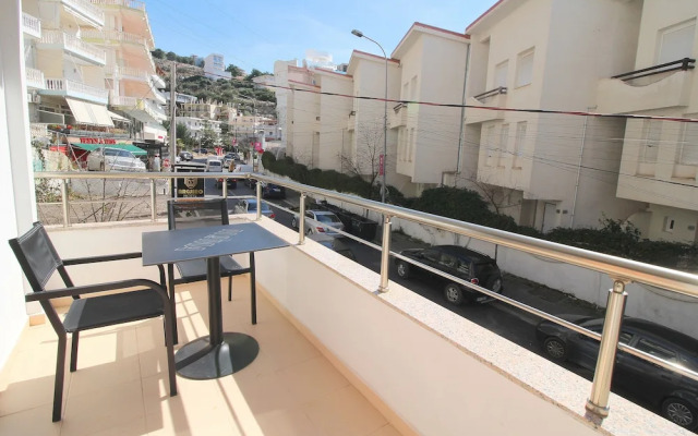 Hotel Argjiro
