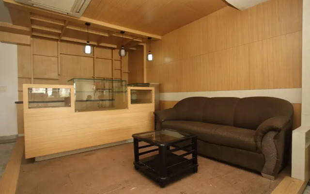 Capital O 494 Hotel Kitchen Hut