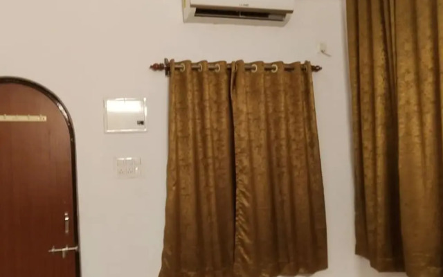 Nagoa Holiday Villa