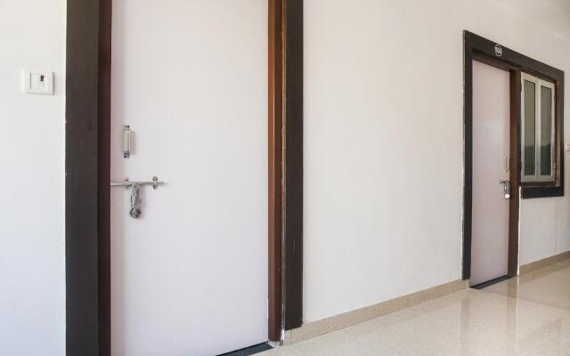 OYO 70269 Sachin Residency