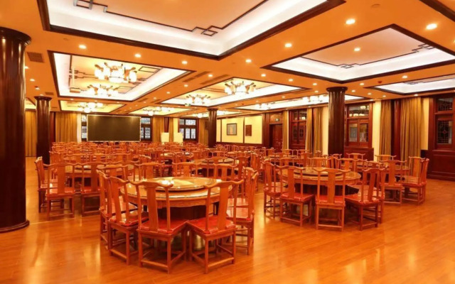 Qixingyuan Hotel