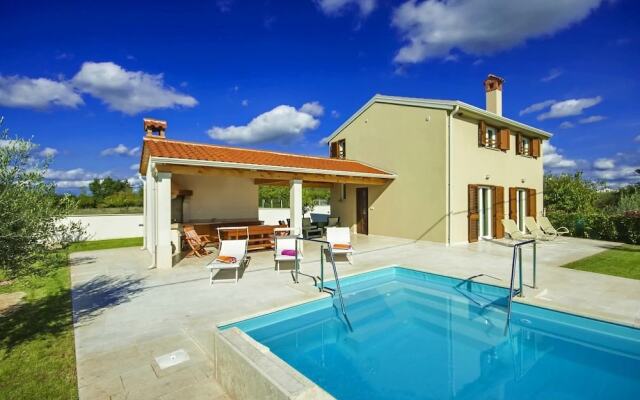 Casa Mondo