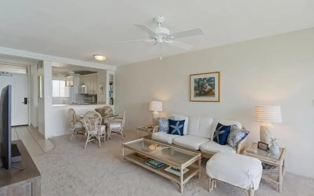 Royal Mauian, #405 2 Bedroom Condo