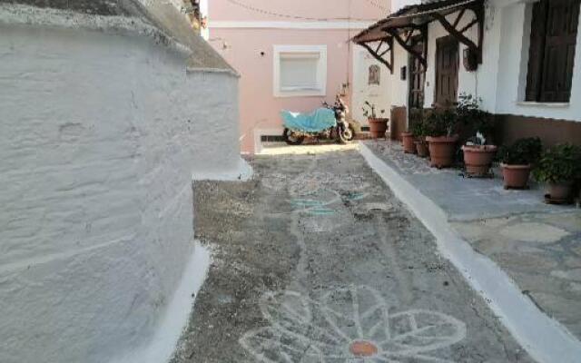 Samos House