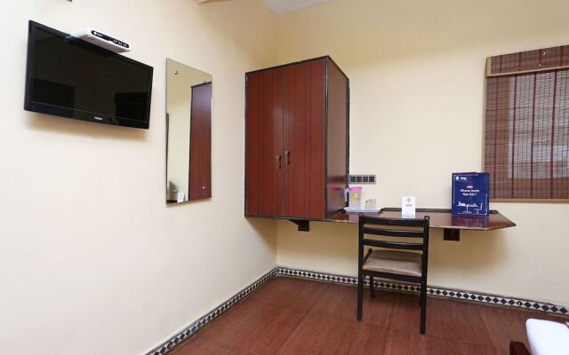 OYO Flagship 2207 Hotel Transit