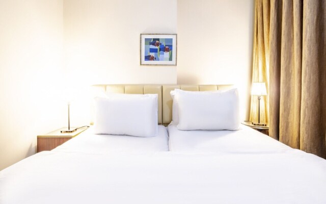 Studio Flat Near Public Transportation in Sisli