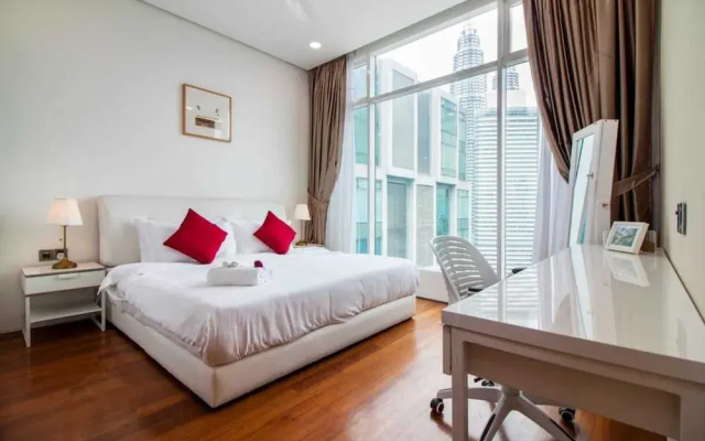 Soho Suites at KLCC by Plush