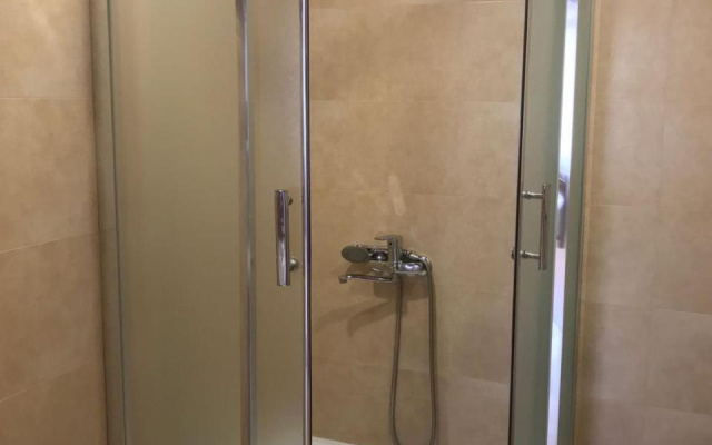 Guest House 35