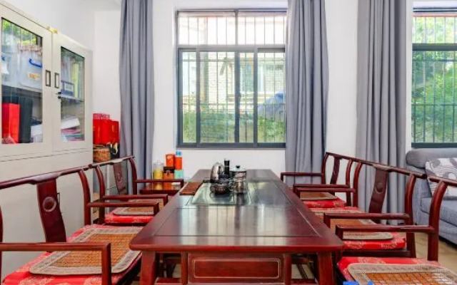 Rong Jing Hotel
