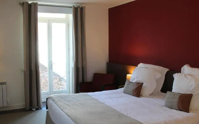 Les Pléiades Hôtel - Spa - Restaurant