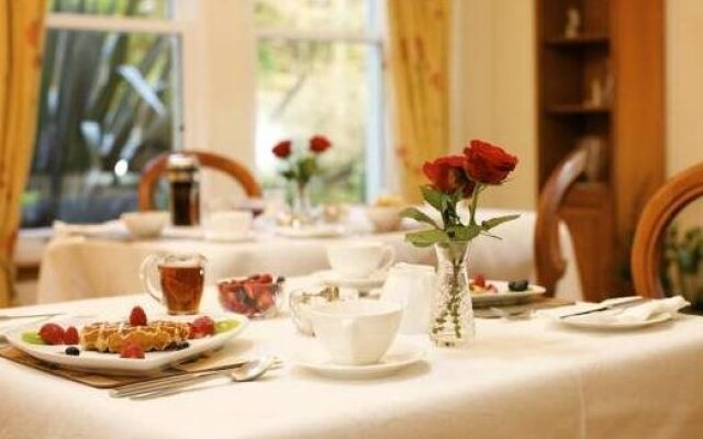 Arden Country House
