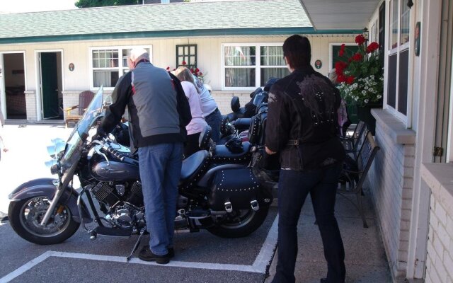 Maple Leaf Motel