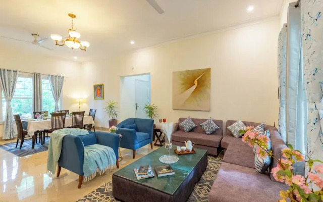 Alaya Stays 3 BHK with Pvt Pool-Daffodil