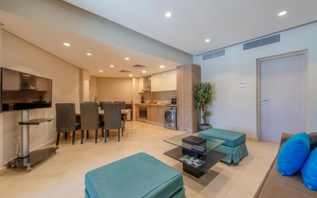 Mangroovy 3BR Apartment Private Beach & Pool View