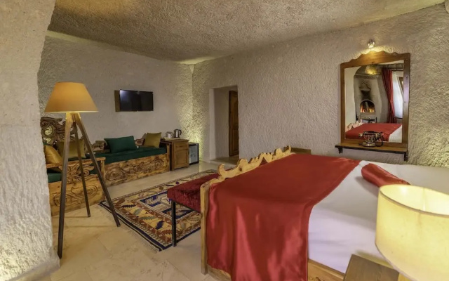 Helen Cave Suites