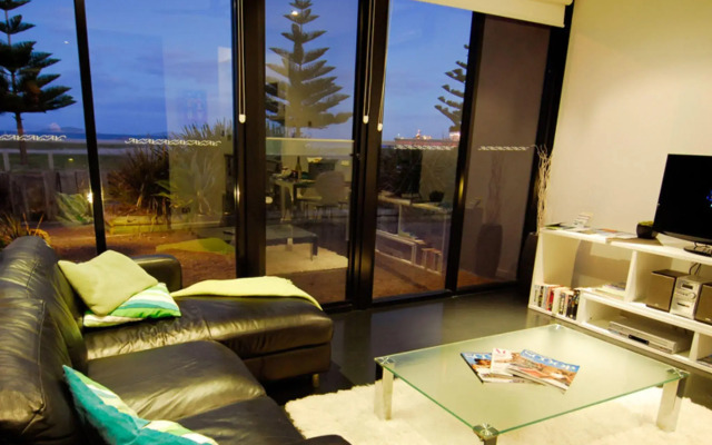 Esperance Island View Apartments