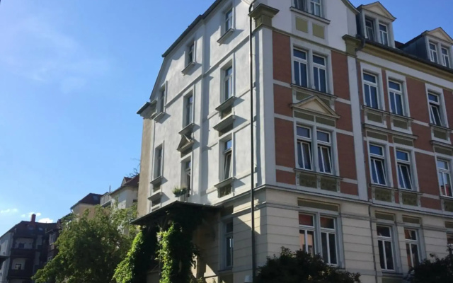 Vintage Apartment
