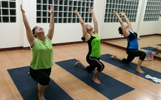 Flow Yoga CNX House
