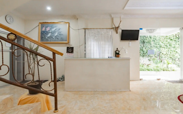 Urbanview Hotel Mon Bel Cibodas