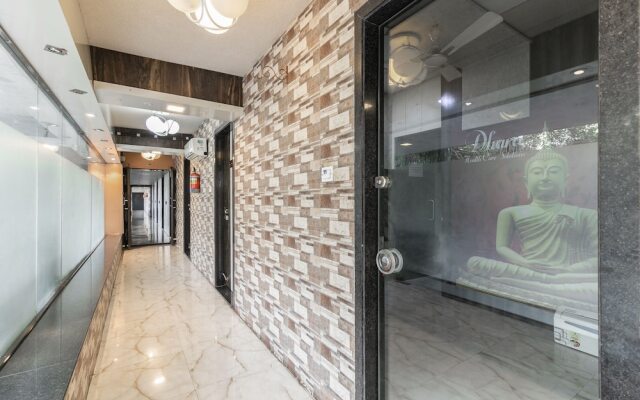 Oyo 1386 Hotel Welcome Palace