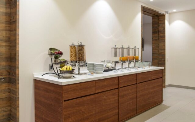Holiday Inn Express Mexico Basilica by IHG