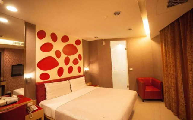 Love Hotel