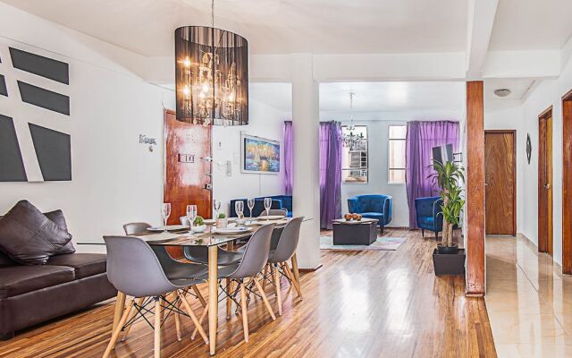Roma Sur Balcony Apartments - Family Friendly