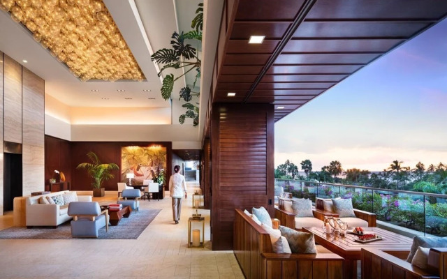 Jet Luxury @ The Trump Waikiki