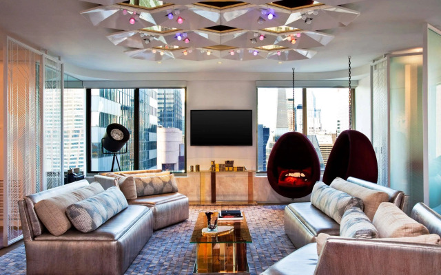 W New York - Times Square