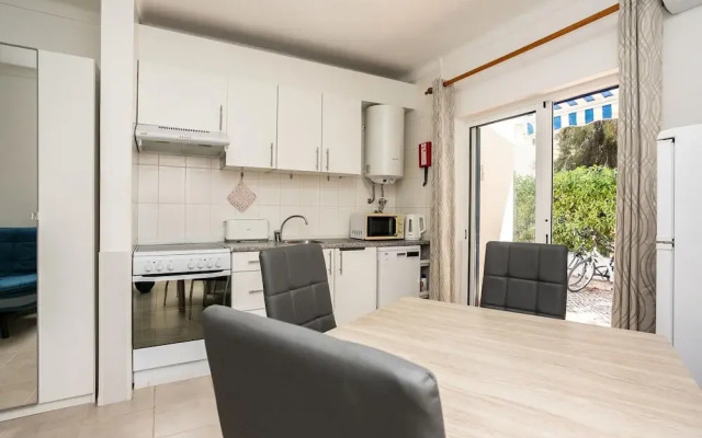 Nice Terrace and Pool Alvor Flat