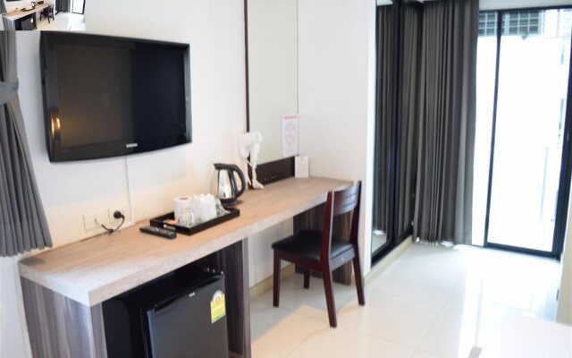 Diamond Residence Ratchada Hotel