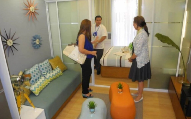 1 Bedroom Condo at One Oasis Condominuim