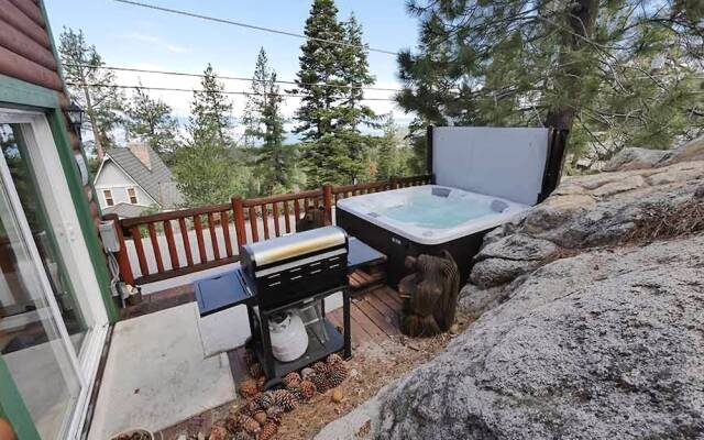 4221 Saddle Road by RedAwning