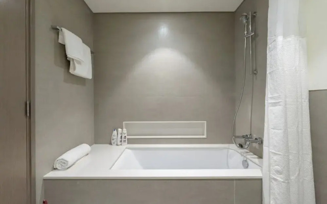 One Lux Stay Grande Signature Residences