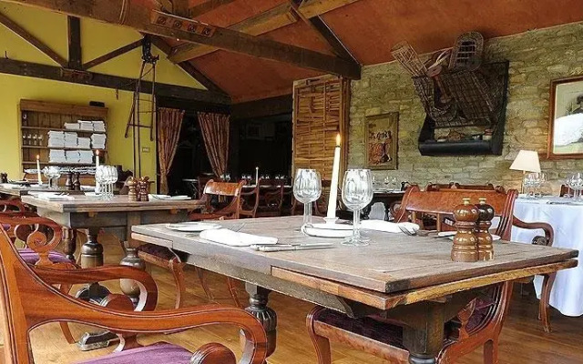 The Pear Tree Inn