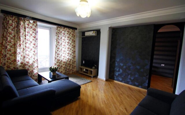 Renting Apartment At Leselidze Street, Tbilisi.