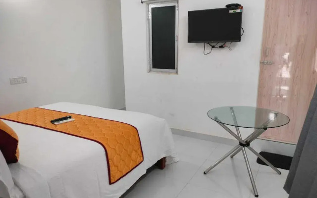 Eben Service Apartment