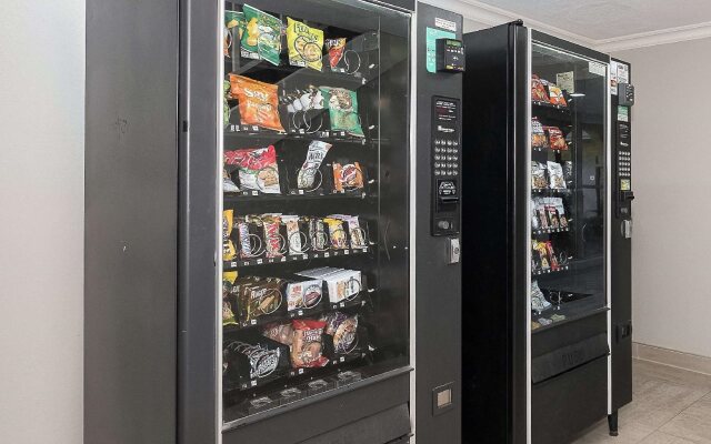 Red Roof Inn Tampa Bay - St Petersburg