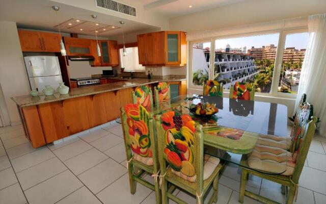 Marina Banderas Suites