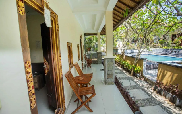The Tanis Villas & Lembongan Express Bali
