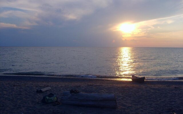 Port Albert Inn and Cottages
